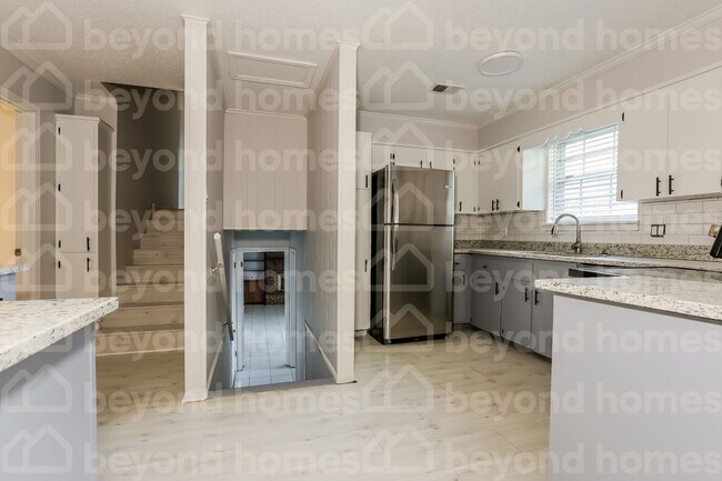 Foto del edificio - Updated 4 Bed Home in Reservoir with Moder...
