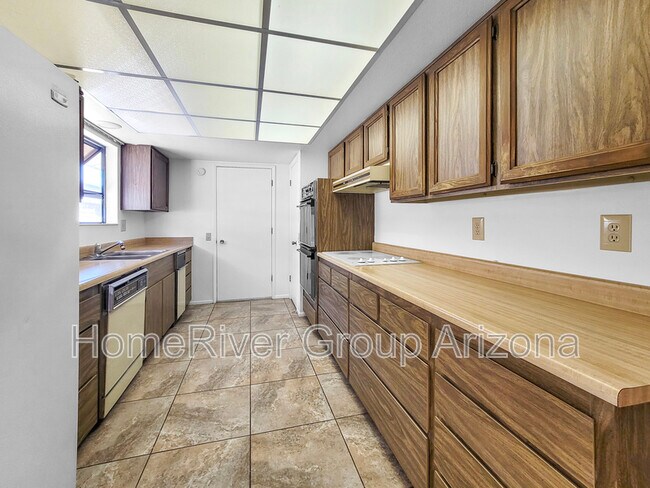 Foto del edificio - 12831 W Paintbrush Dr