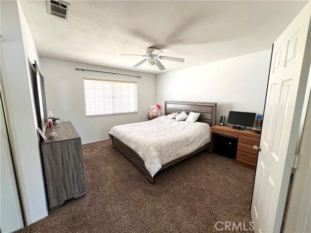 Foto del edificio - 13895 Hidden Valley Rd