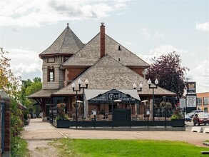 Building Photo - The Station on Whyte