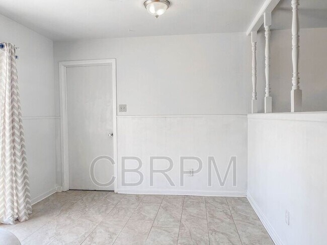 Foto del edificio - 4915 6th St