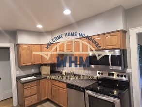 Building Photo - 5139 N Cumberland Blvd