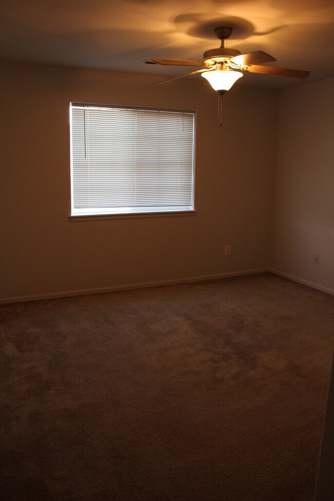 Foto del edificio - 21 Bryan Loop