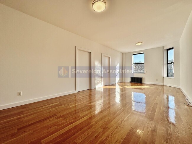 Foto del edificio - 611 West 137th Street