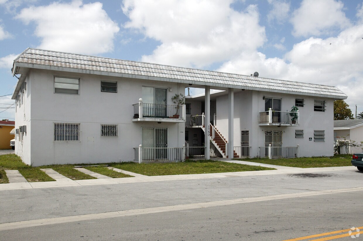 Primary Photo - 1750 Bright Dr