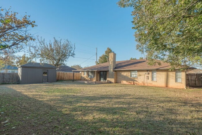 Photo - 2704 NW 115th St House