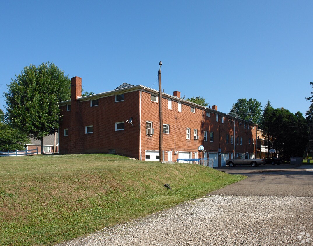 Foto del edificio - 2212 Lakeside Ave NW