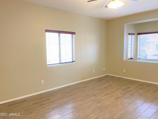 Building Photo - 510 E University Dr