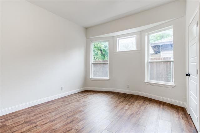 Foto del edificio - 3423 S Harwood St