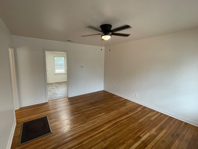 Building Photo - 2803 36th St