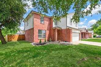 Building Photo - 918 Ivycroft Ln