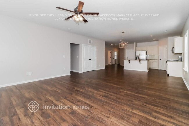 Foto del edificio - 7818 Creek Park Dr