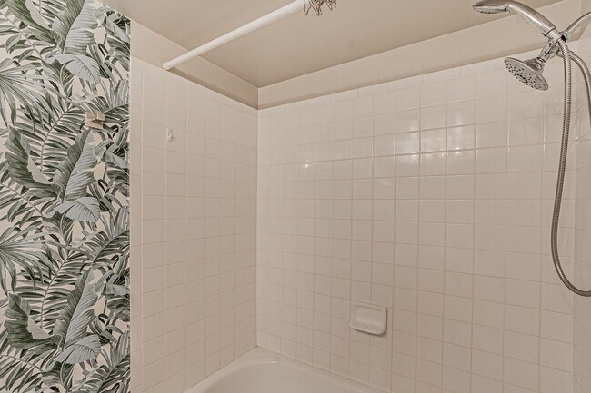 Foto del edificio - 2 Bedroom 2 Bath Home in Denver with Balco...