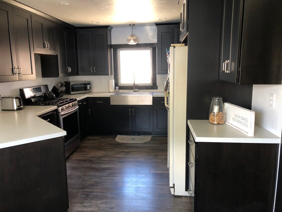 Foto principal - 1201 Wirtz Ave