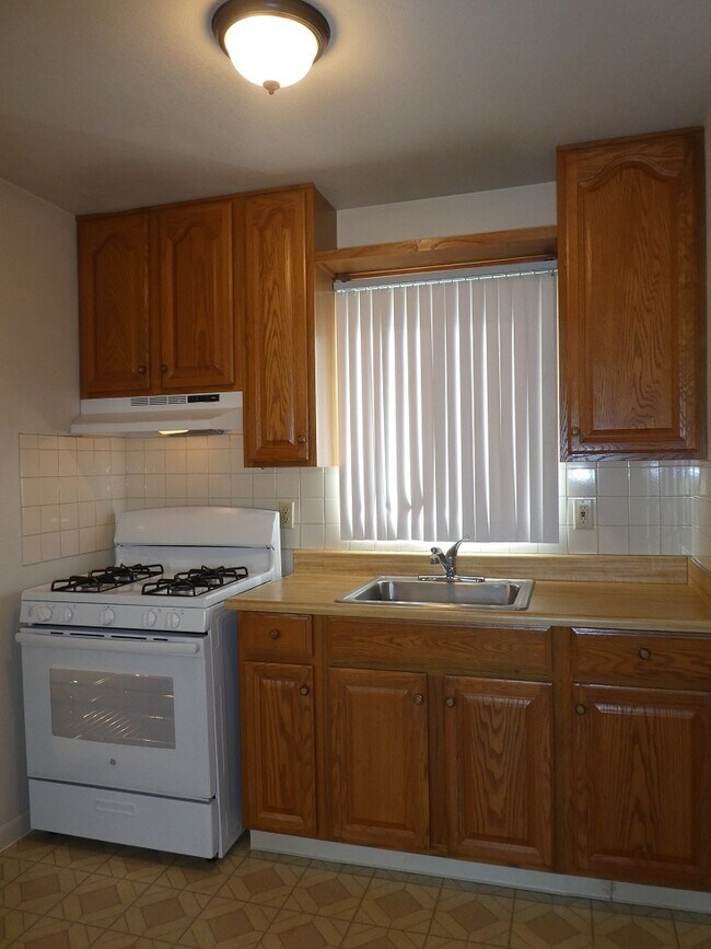 Building Photo - 20956 Cato Ct