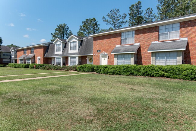 Building Photo - Stone Creek