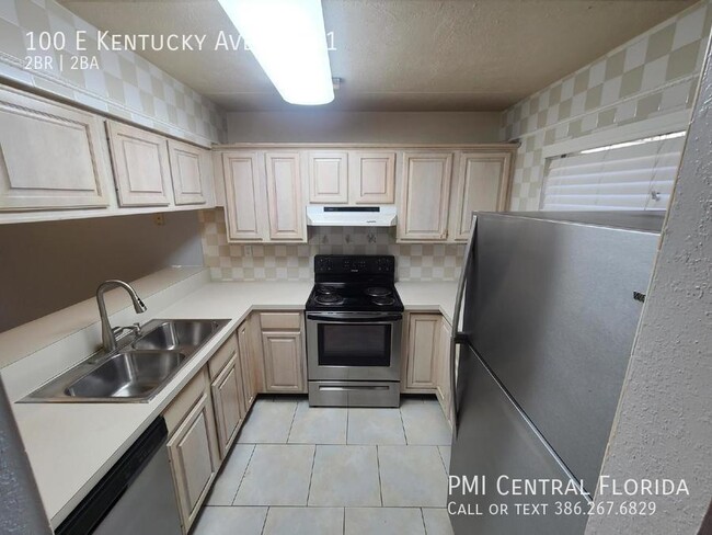 Building Photo - Cozy 2 Bed 2 Bath Condo for Rent in Deland