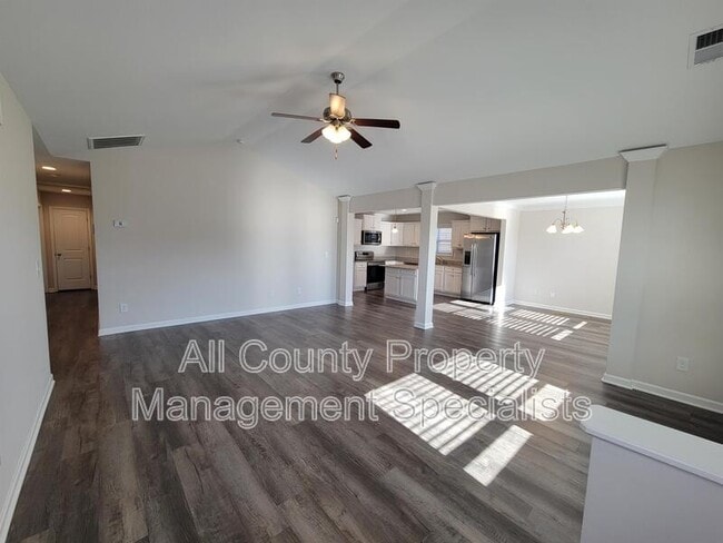 Building Photo - 22 Brazilian Dr