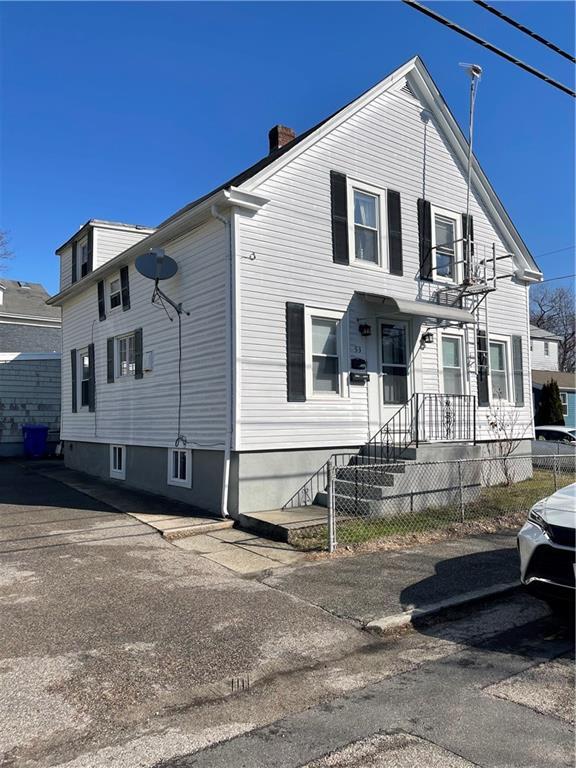 Primary Photo - 53 Catherine St