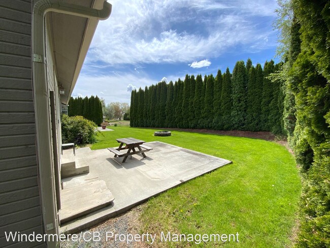 Foto del edificio - 4 br, 3 bath House - 19823 NW Fairway Dr