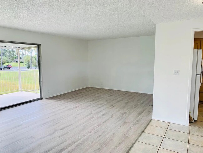 Building Photo - 267 Moreton Bay Ln