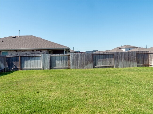 Building Photo - 711 Boer Plns Dr