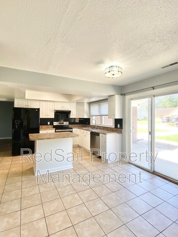 Foto del edificio - 1028 Anderson Way