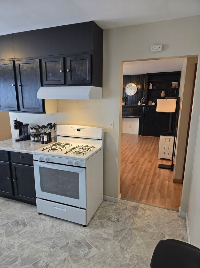 Foto del edificio - 310 Cottage Ct