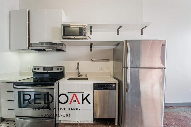 Foto del edificio - 430 S Broadway