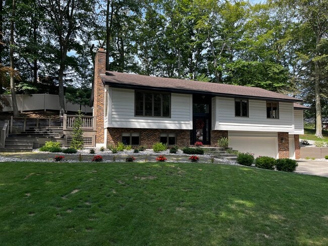 Building Photo - 17282 Timber Dunes Dr