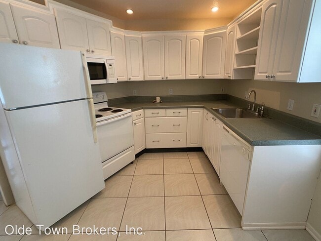 Building Photo - 1 br, 1 bath House - 29 N Lawsona Blvd.