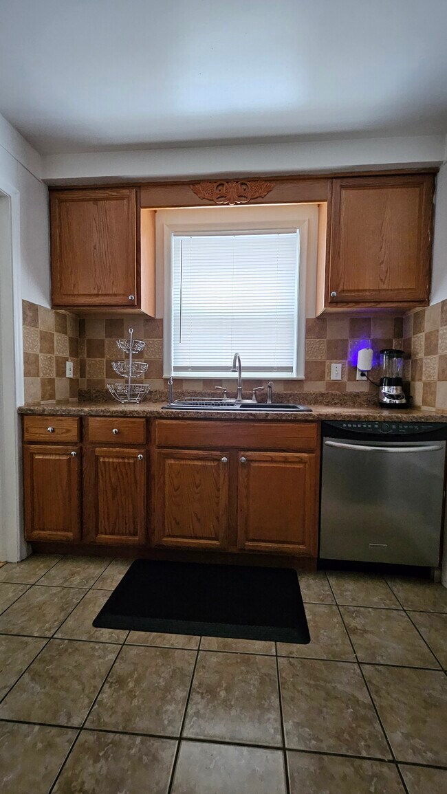 Foto del edificio - 4225 Jonathon St