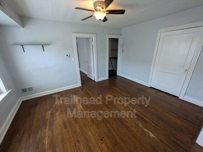 Foto del edificio - 4006 Warwick Blvd