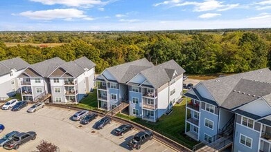 Building Photo - 5721 NE 80th Terrace