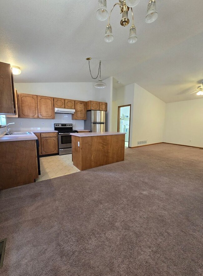 Building Photo - Great House In Fort Collins