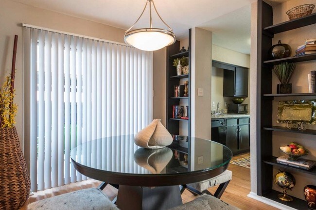 Foto del edificio - 1704 Seaspray Ct