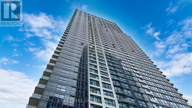 Building Photo - 5 Mabelle Ave