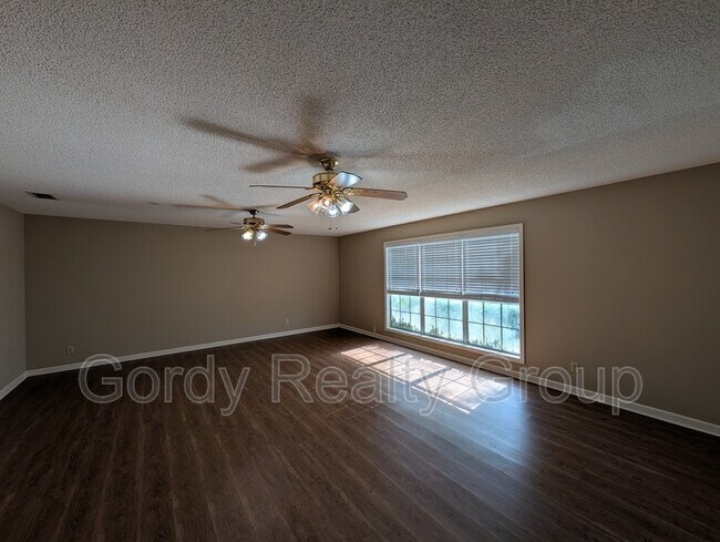 Foto del edificio - 5172 Flint Chip Way