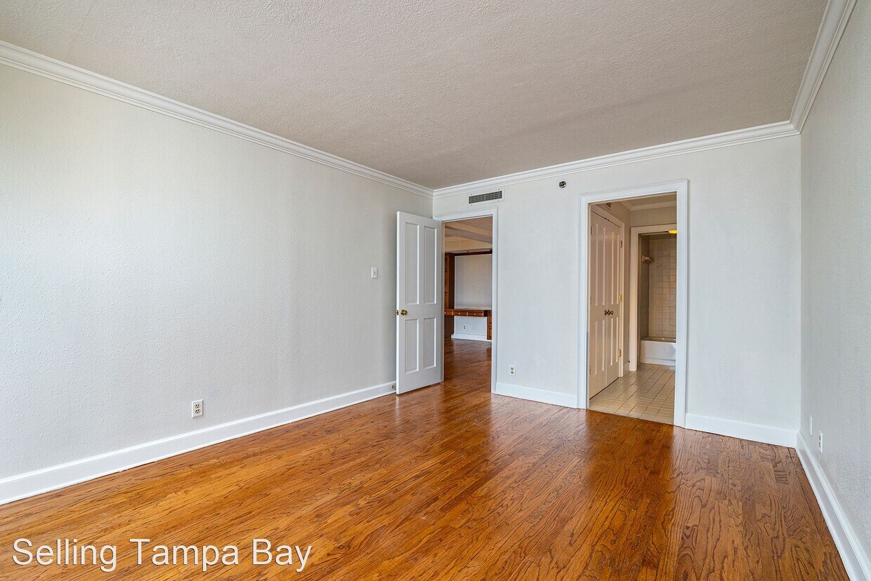 Primary Photo - 2 br, 2 bath House - 3211 W Swann Avenue