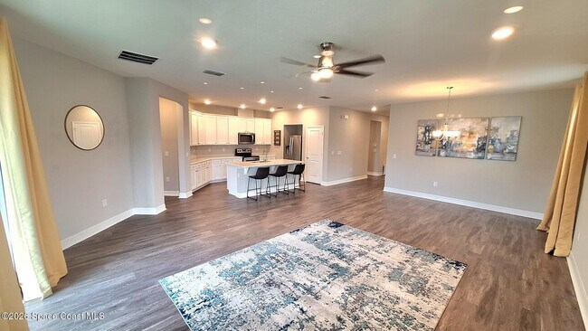 Building Photo - 935 Potenza Dr