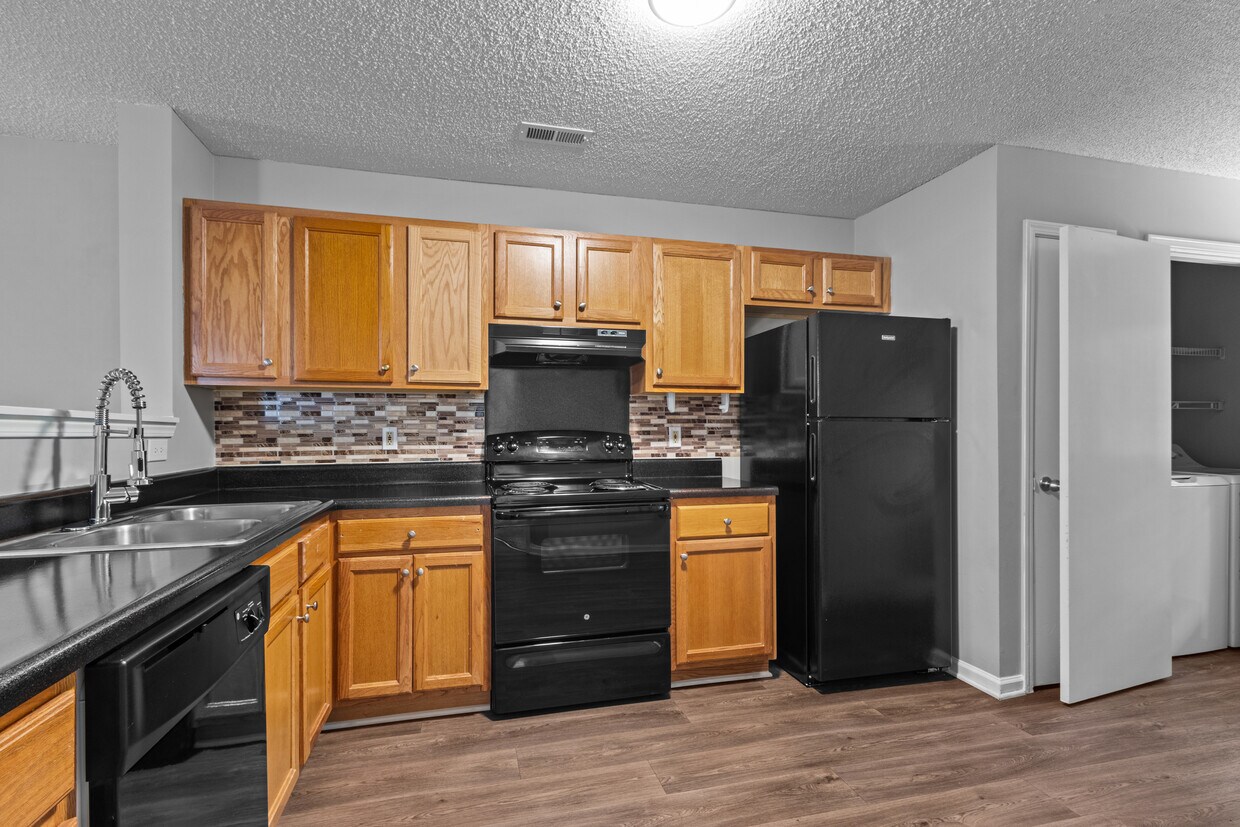 150 West Apartment Homes Apartments in Mooresville, NC