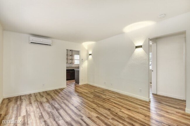 Foto del edificio - 40 Sunrise Ave