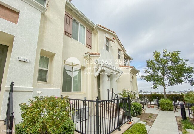 Building Photo - 235 Parc Pl Dr