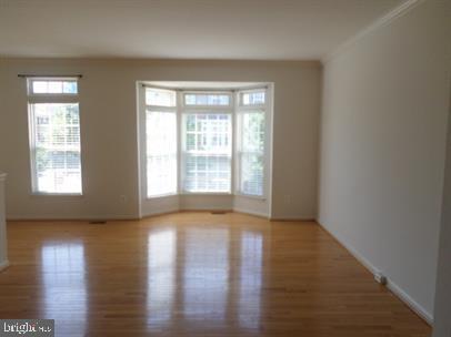 Foto del edificio - 4712 Hanrahan Pl
