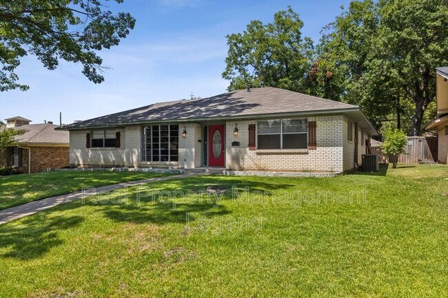 Foto del edificio - 13425 Janwood Ln