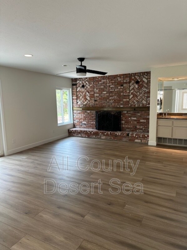 Building Photo - 17962 Wellbank Ln