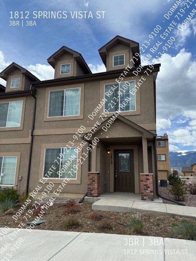 Foto principal - 1812 Springs Vista St