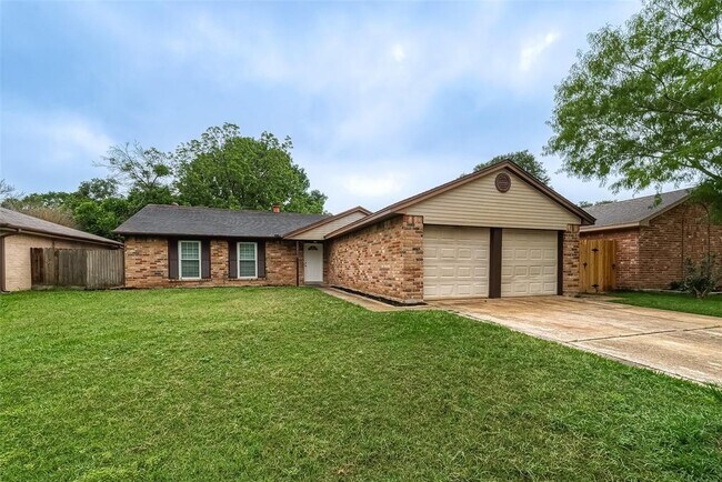 Building Photo - 14239 Cellini Dr