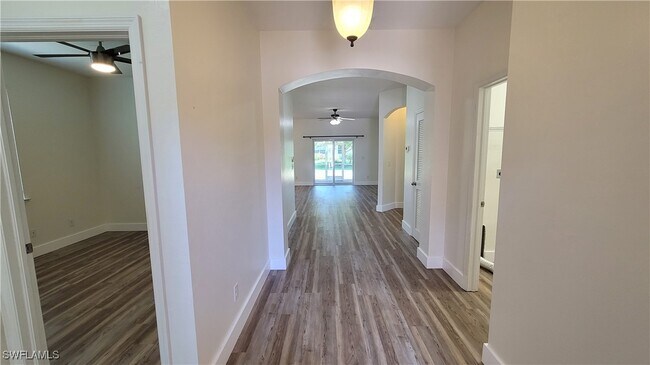 Foto del edificio - 2549 Verdmont Ct
