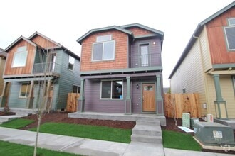 Building Photo - 134 NW 76th St